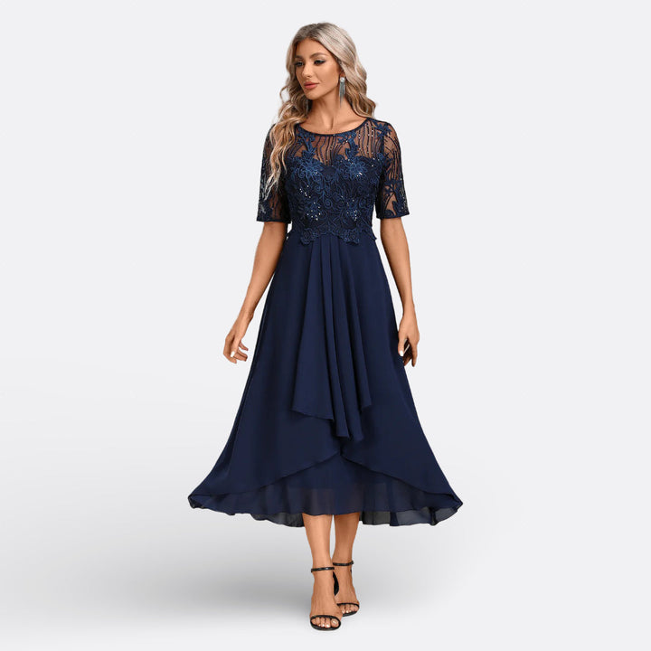 Mariana - Pittikäs Lacy Mekko